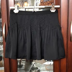 EUC Elizabeth & James Pleated Silk Skirt